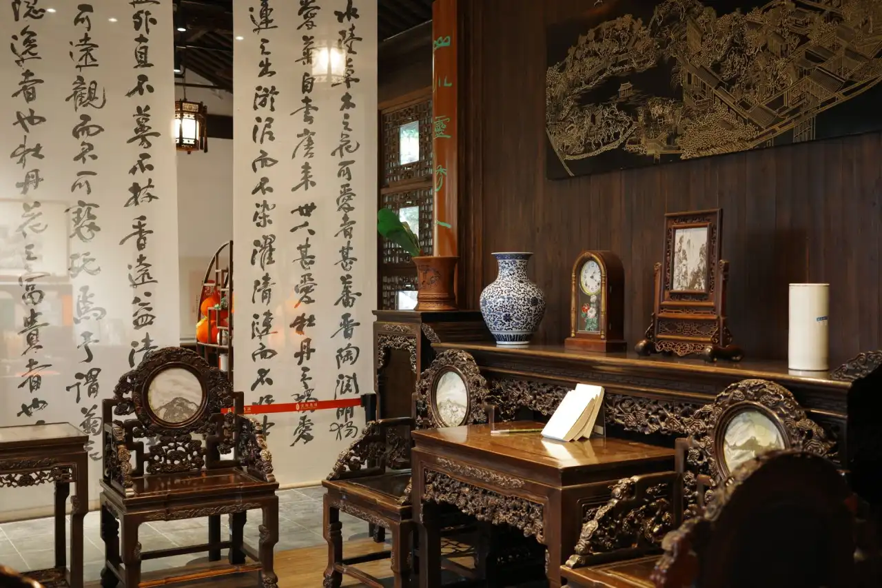 邢台纸杯纸碗供应商：一次性纸制品在户外聚餐中的配套方案